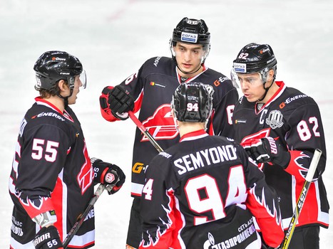 07.12.2017. "Авангард" - "Лада" 4:2