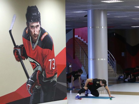 «Авангард» продолжает тренировки