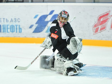 Первый лед "Авангарда" в межсезонье-2017