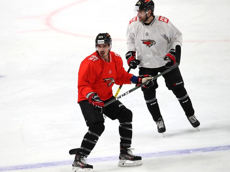 Первая тренировка Наиля Якупова в «Авангарде»