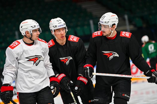 Раскатка «Авангарда» перед матчем в Казани