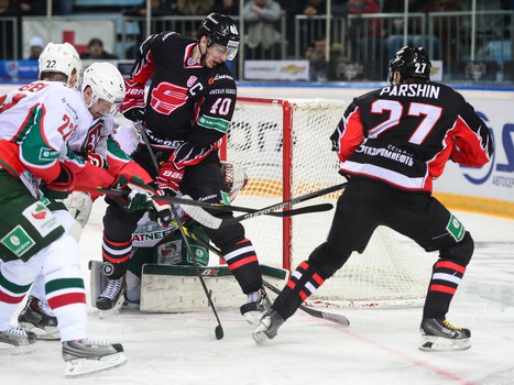 10.01.2015 "Авангард" - "Ак Барс" 3:2