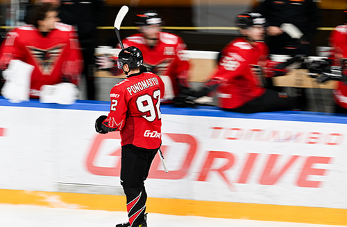 НАМ НУЖЕН БЫЛ ЭТОТ МАТЧ | Победная раздевалка «Авангарда» после игры против СКА