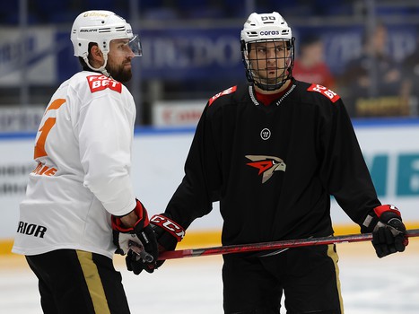 Раскатка «Авангарда» перед матчем в Нижнем Новгороде