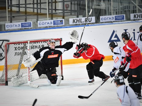 Раскатка "Авангарда" перед матчем с "Витязем"