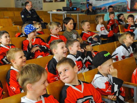 Экскурсия в Омский кадетский военный корпус для маленьких «ястребов»