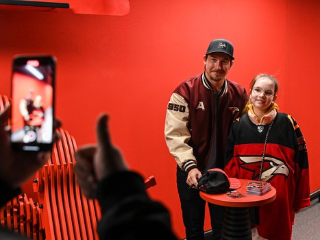 «Авангард» - «Нефтехимик» 4:2. Вокруг матча