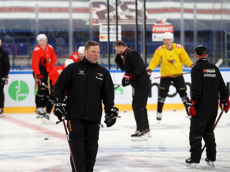 Раскатка «Авангарда» перед матчем в Нижнекамске