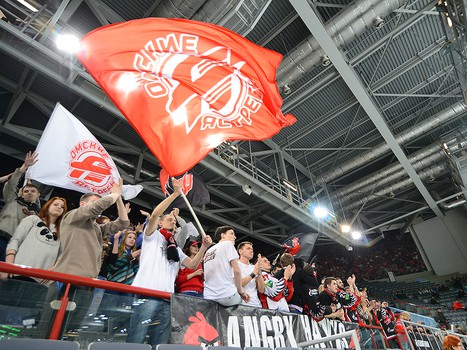 1/4 финала плей-офф МХЛ. Матч №4. "Омские Ястребы" - "Белые Медведи" 1:2