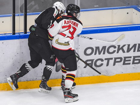 Заключительный день финала Первенства ЮХЛ в Омске