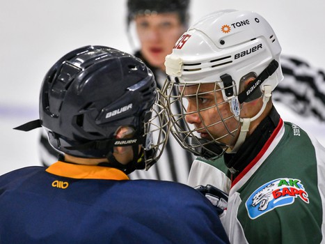 Пятый игровой день финала Первенства ЮХЛ в Омске