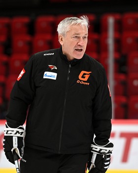 Тренировка «Авангарда» перед матчем с «Куньлунь Ред Стар»