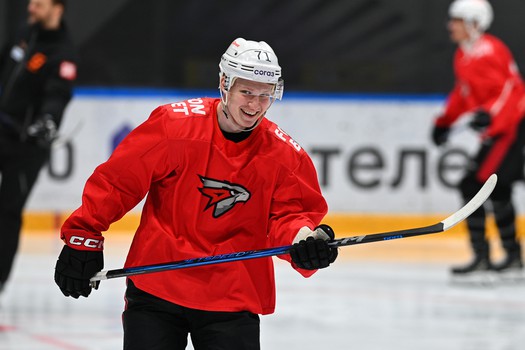 Тренировка «Авангарда» перед матчем во Владивостоке