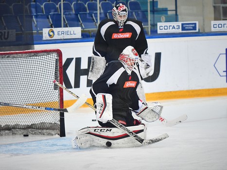 Раскатка "Авангарда" перед выездным матчем с "Нефтехимиком"