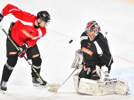 Раскатка "Авангарда" перед матчем с "Автомобилистом"