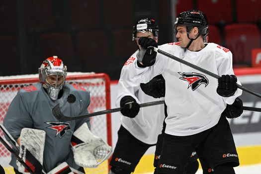 Тренировка «Авангарда» перед матчем с «Нефтехимиком»