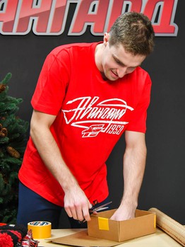 Новогодние игры "Авангарда": Кошелев vs Михеев