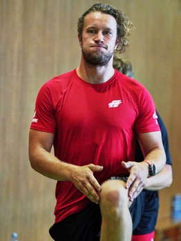 Первая тренировка Боба Хартли с "Авангардом"