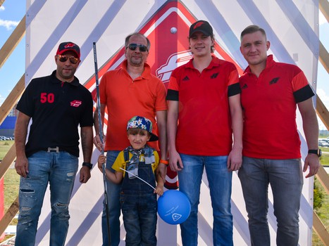 "Территория Авангарда". Часть 1. Площадь у арены