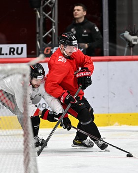 Раскатка «Авангарда» перед пятым матчем серии с «Сибирью»