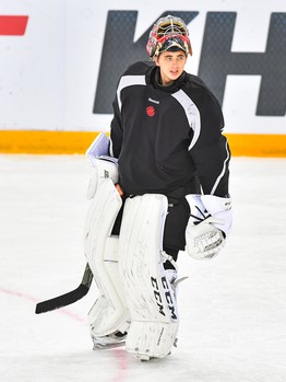 Тренировка "Омских Ястребов" перед стартом нового сезона МХЛ