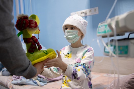 «Авангард» в гостях у болельщиков из гематологического отделения ОДКБ