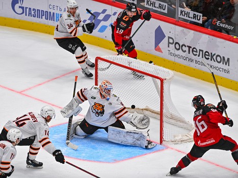 13.10.2022. «Авангард» - «Амур» 4:1