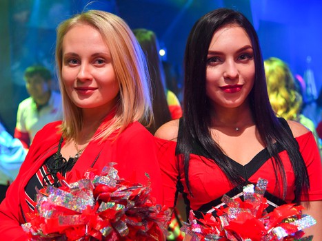 Хоккейная вечеринка в баре Svoи