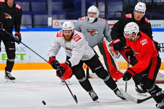 Тренировка «Авангарда» перед матчем в Казани