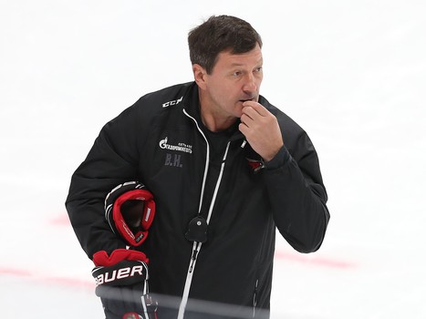 «Авангард» продолжает тренировки