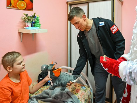 «Авангард» в гостях у детей из ОДКБ