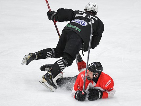 Полуфиналы и матчи за 5-8 места Первенства ЮХЛ в Омске