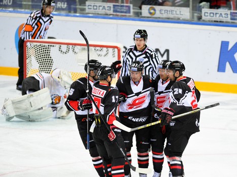 14.11.2015. "Авангард" - "Амур" 3:0