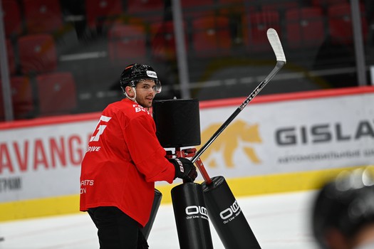 Тренировка «Авангарда» перед матчем с «Адмиралом»