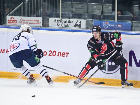 14.01.2014 "Авангард" - "Медвешчак" 4:3 Б