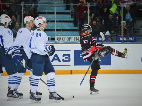 14.10.2015. "Авангард" - "Адмирал" 6:5Б