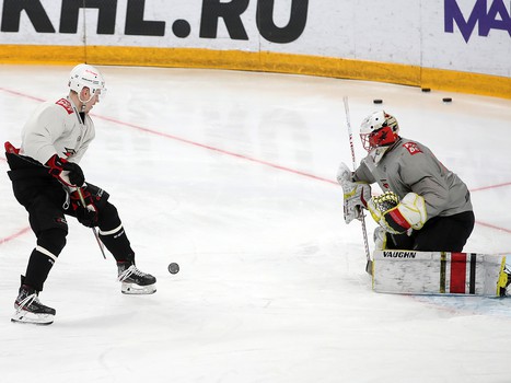 Тренировка «Авангарда» перед третьим матчем серии с «Металлургом»