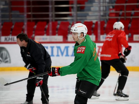 Тренировка «Авангарда» перед четвёртым матчем серии с «Автомобилистом»