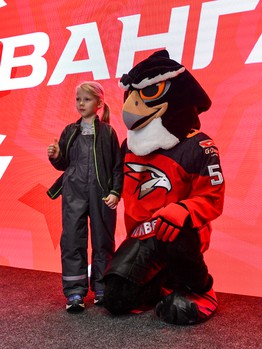 «Авангард» - «Нефтехимик» 3:0. Вокруг матча