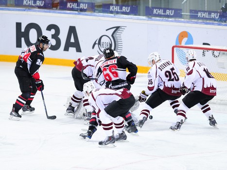 12.11.2015. "Авангард" - "Динамо" Р 2:3Б