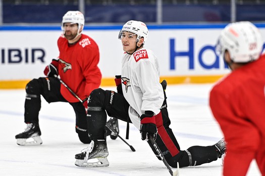 Тренировка «Авангарда» перед матчем в Новосибирске