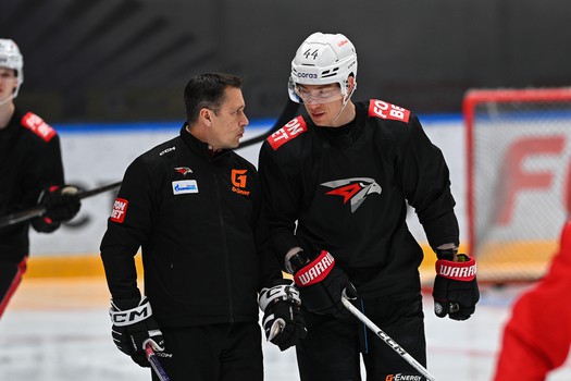 Тренировка «Авангарда» перед матчем во Владивостоке