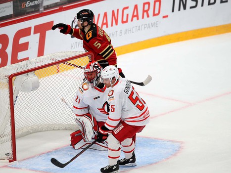 10.03.2021. 1/4 финала, 5 матч. «Авангард» - «Автомобилист» 3:1