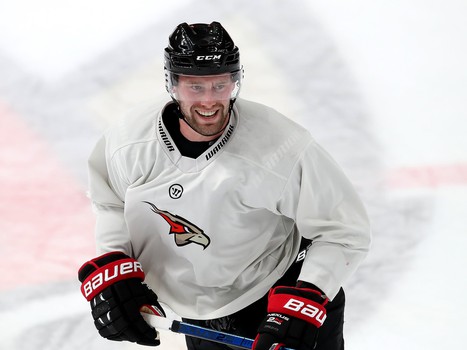 «Белые» vs «красные»: тренировочный матч