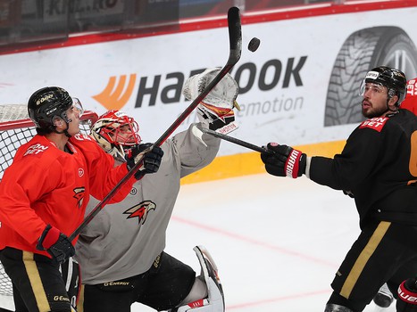 Тренировка «Авангарда» во время паузы в чемпионате