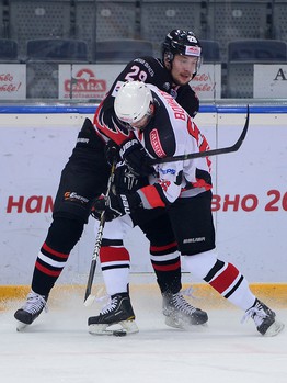 1/4 финала плей-офф МХЛ. Матч №3. "Омские Ястребы" - "Белые Медведи" 6:2