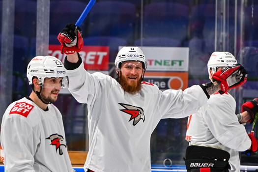 Тренировка «Авангарда» перед матчем в Казани