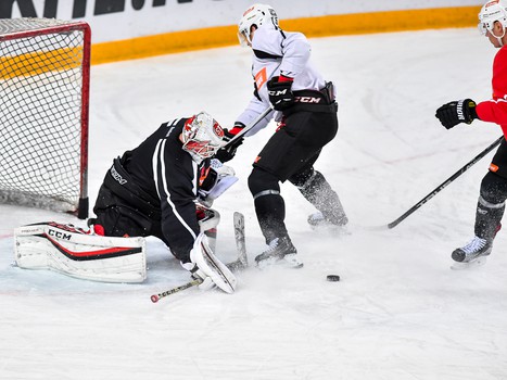 Тренировка "Авангарда" перед вылетом в Китай