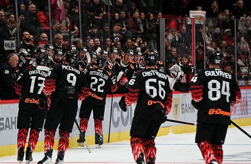 ВСЕГДА ОДНО УДОВОЛЬСТВИЕ ИГРАТЬ ДОМА | Победная раздевалка «Авангарда» после «Сочи»