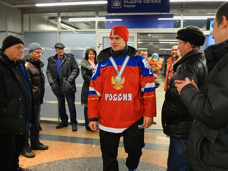 Встреча серебряного призера МЧМ-2016 Артура Лауты в аэропорту